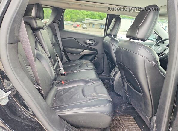 1C4PJMMX7MD240705 2021 JEEP CHEROKEE Black Вид задньої частини салону
