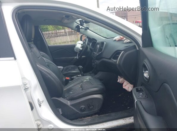 1C4PJMMX8MD158417 2021 JEEP CHEROKEE White Widok wnętrza z przodu