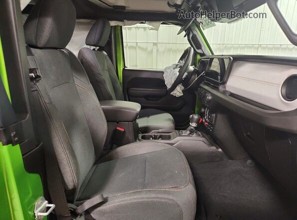1C4PJXAN0SW658982 2025 JEEP WRANGLER Green 