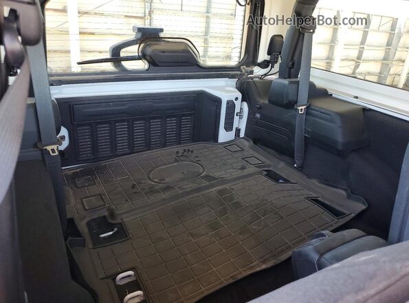 1C4PJXAN9SW654610 2025 JEEP WRANGLER White Rear interior view
