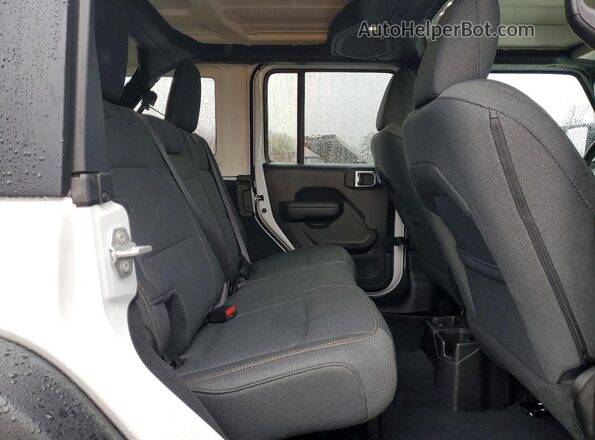 1C4PJXDG3SW627545 2025 JEEP WRANGLER White Սալոնի հետևի տեսք