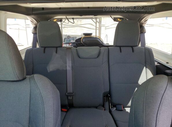 1C4PJXDG4SW608146 2025 JEEP WRANGLER White Rear seats view