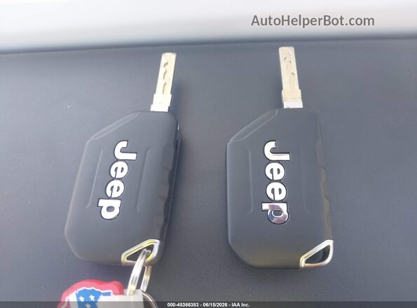 1C4PJXDG7RW200878 2024 JEEP WRANGLER Белый Вид панели приборов