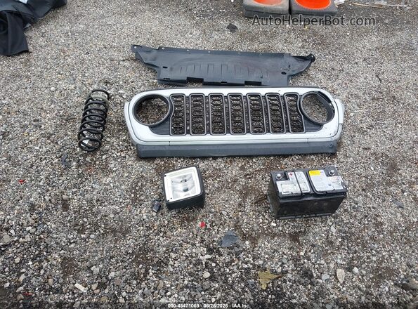 1C4PJXDG7RW284913 2024 JEEP WRANGLER Серебряный Вид щитка приборов