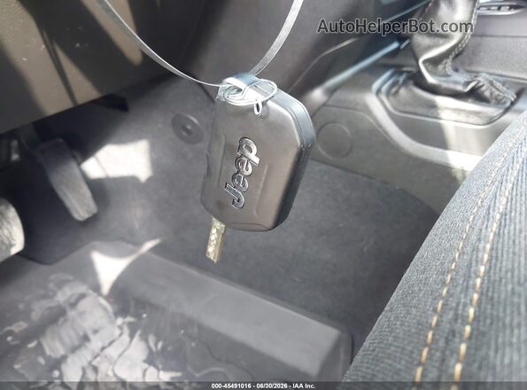 1C4PJXDG7TW204467 2026 JEEP WRANGLER Green Առջևի վահանակի տեսք