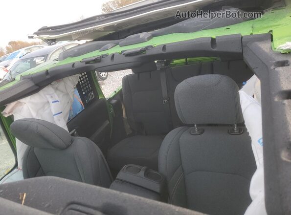 1C4PJXDG9SW552351 2025 JEEP WRANGLER Green უკანა სავარძლების ხედი