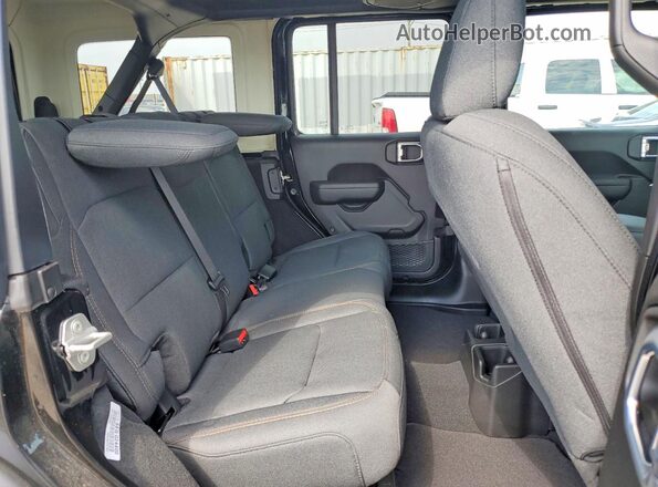 1C4PJXDGXTW186398 2026 JEEP WRANGLER Black Vista de los asientos traseros