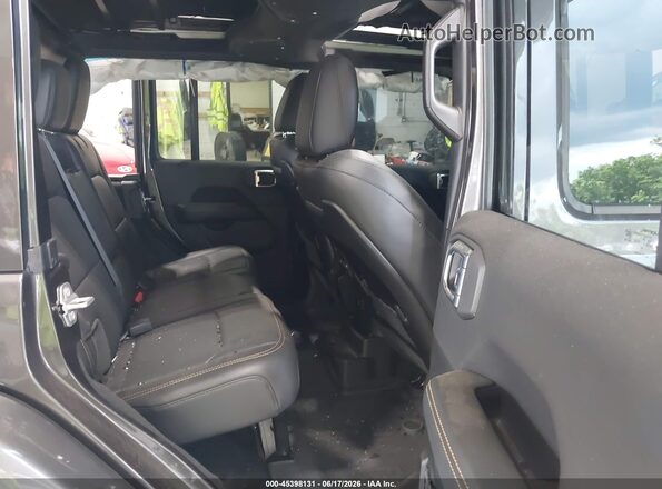 1C4PJXEG2TW242543 2026 JEEP WRANGLER Gray VIN sticker view