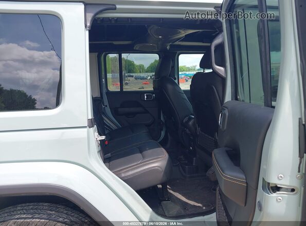 1C4PJXEG9RW326657 2024 JEEP WRANGLER Gray Widok naklejki z numerem VIN