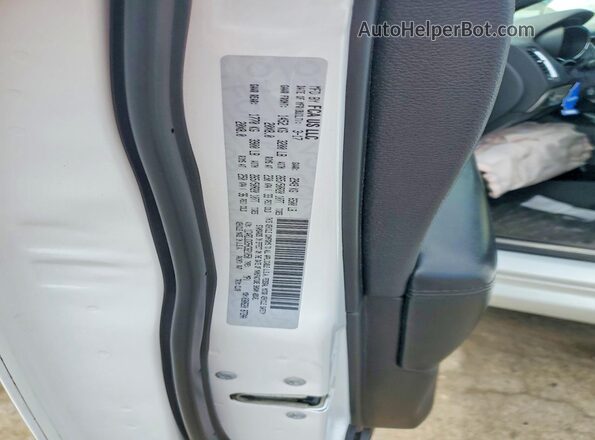 1C4RDJDG5HC821050 2017 DODGE DURANGO White VIN კოდის სტიკერის ხედი