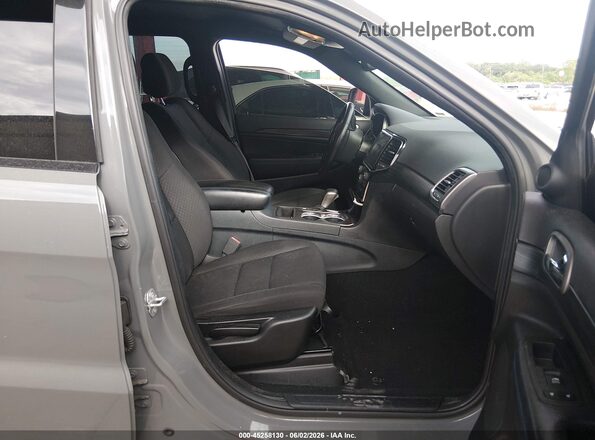 1C4RJEAG0KC790320 2019 JEEP GRAND CHEROKEE Серый Вид салона спереди