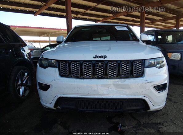 1C4RJEAG3JC460587 2018 JEEP GRAND CHEROKEE White Դիմացի տեսք