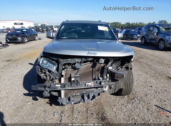1C4RJEAG6JC246810 2018 JEEP GRAND CHEROKEE Серебряный Вид задней части салона