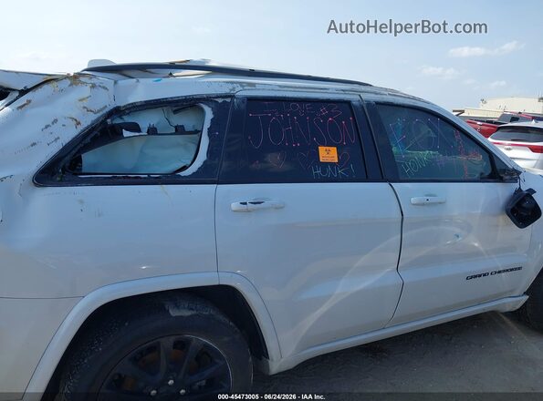 1C4RJEAG7JC344616 2018 JEEP GRAND CHEROKEE Белый Вид задней части салона