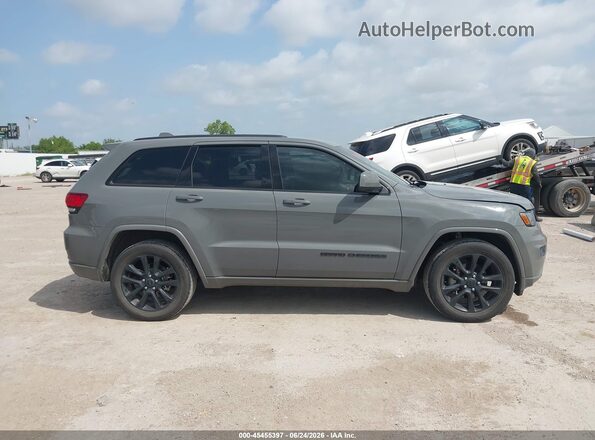 1C4RJEAG8LC246875 2020 JEEP GRAND CHEROKEE Gray Vista interior trasera