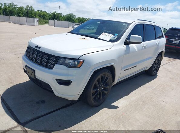 1C4RJEAG9JC228124 2018 JEEP GRAND CHEROKEE White Առջևի ձախ երեք քառորդ տեսարան