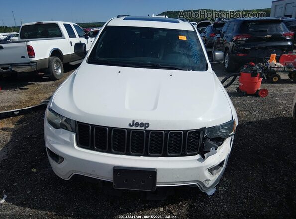 1C4RJEBG0MC680854 2021 JEEP GRAND CHEROKEE Белый Вид панели приборов