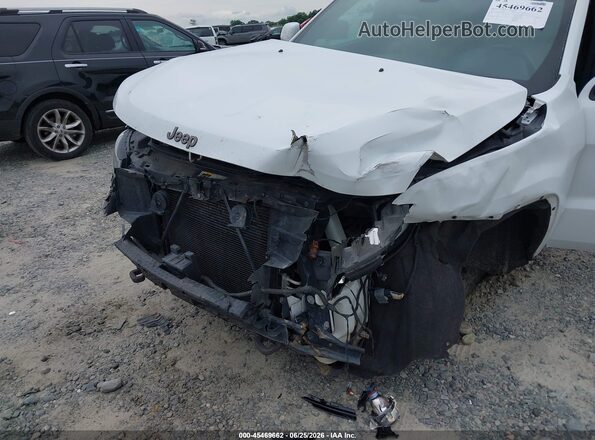 1C4RJEBG1GC500401 2016 JEEP GRAND CHEROKEE White Front view
