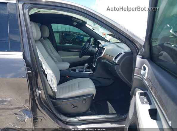 1C4RJEBG3JC300918 2018 JEEP GRAND CHEROKEE Black Front interior view