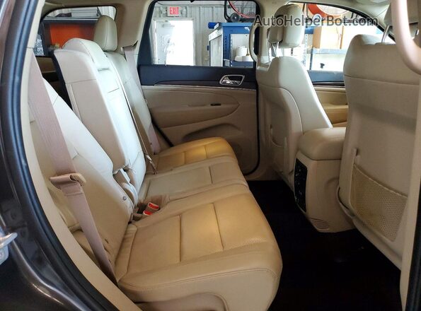 1C4RJEBG4JC361825 2018 JEEP GRAND Gray Rear interior view