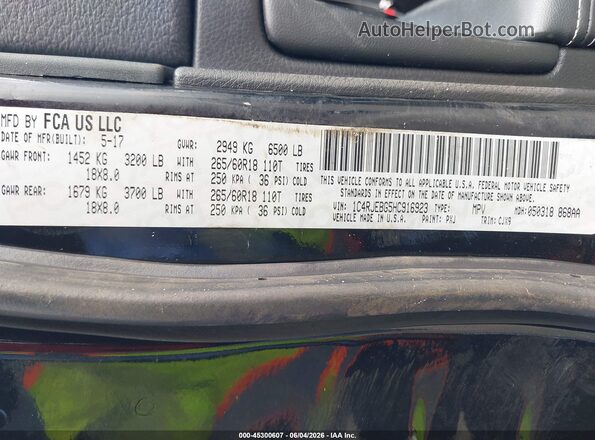 1C4RJEBG5HC916923 2017 JEEP GRAND CHEROKEE Black Engine compartment view
