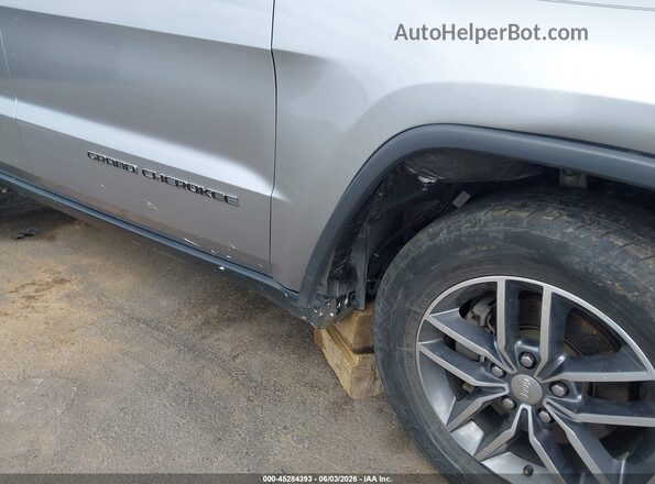 1C4RJEBG7HC779340 2017 JEEP GRAND CHEROKEE Silver 