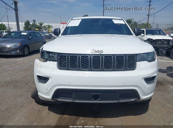 1C4RJEBG8MC760306 2021 JEEP GRAND CHEROKEE White Vista interior trasera