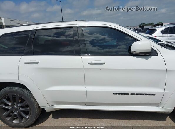 1C4RJECG2JC339949 2018 JEEP GRAND CHEROKEE White უკანა სალონის ხედი