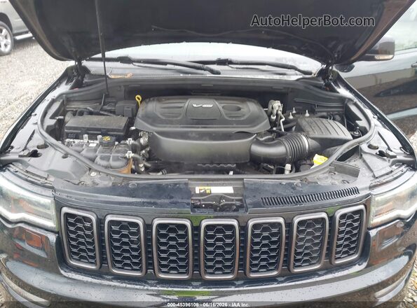 1C4RJECGXJC380605 2018 JEEP GRAND CHEROKEE Black Rear view