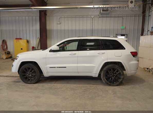 1C4RJFAG0JC105186 2018 JEEP GRAND CHEROKEE White 