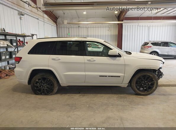 1C4RJFAG0JC105186 2018 JEEP GRAND CHEROKEE White Vista interior de 360 grados
