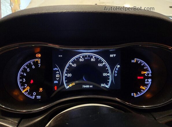 1C4RJFAG0JC477028 2018 JEEP GRAND White Սարքավորումների վահանակի տեսք