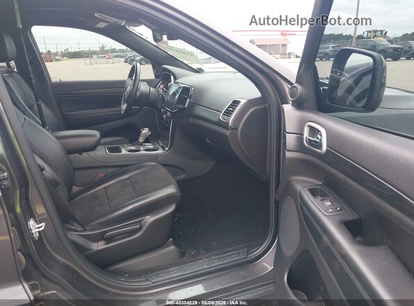 1C4RJFAG0LC148882 2020 JEEP GRAND CHEROKEE Gray წინა სალონის ხედი