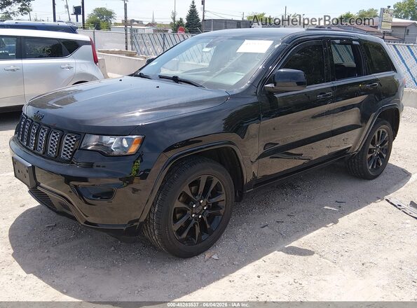 1C4RJFAG1HC922063 2017 JEEP GRAND CHEROKEE Black Przód lewy