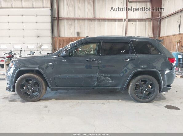1C4RJFAG1JC421180 2018 JEEP GRAND CHEROKEE Gray Rear interior view