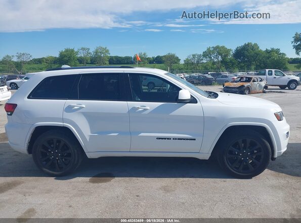 1C4RJFAG1LC188632 2020 JEEP GRAND CHEROKEE White Widok wnętrza z tyłu