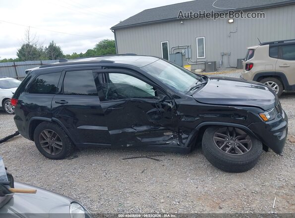 1C4RJFAG2HC657623 2017 JEEP GRAND CHEROKEE Black 360 interior view