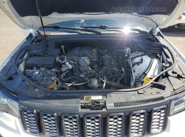 1C4RJFAG2HC771895 2017 JEEP GRAND White ძრავის განყოფილების ხედი