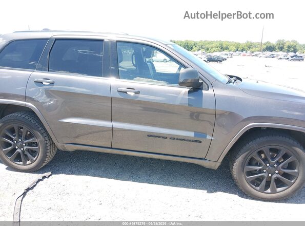 1C4RJFAG2HC909466 2017 JEEP GRAND CHEROKEE Gray უკანა სალონის ხედი
