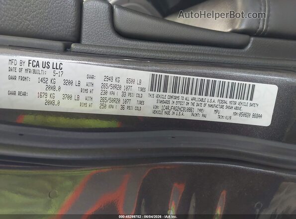 1C4RJFAG2HC910861 2017 JEEP GRAND CHEROKEE Gray Engine compartment view