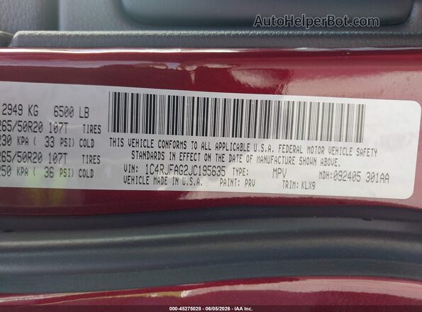 1C4RJFAG2JC195635 2018 JEEP GRAND CHEROKEE Red Engine compartment view