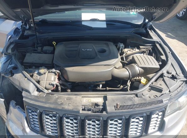 1C4RJFAG2JC432012 2018 JEEP GRAND CHEROKEE Silver Vista trasera