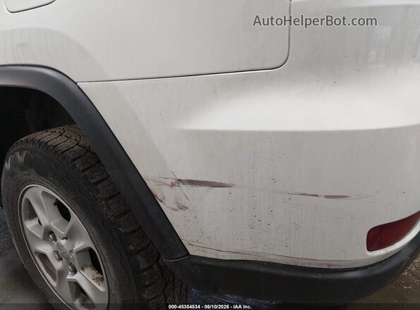 1C4RJFAG3HC738839 2017 JEEP GRAND CHEROKEE White Front view