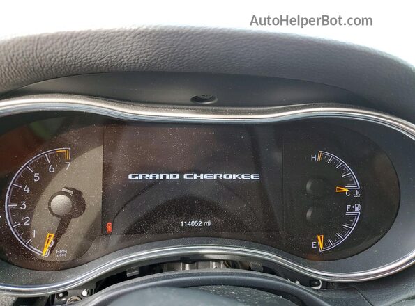 1C4RJFAG3JC105327 2018 JEEP GRAND White Instrument cluster view
