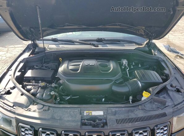 1C4RJFAG5HC892565 2017 JEEP GRAND Black ძრავის განყოფილების ხედი