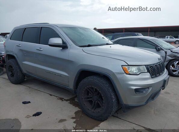 1C4RJFAG6HC687126 2017 JEEP GRAND CHEROKEE Silver Вид задньої частини салону