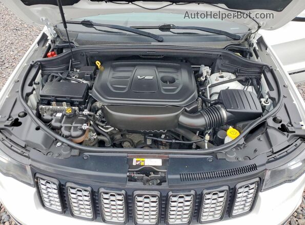 1C4RJFAG6HC746336 2017 JEEP GRAND White Engine compartment view
