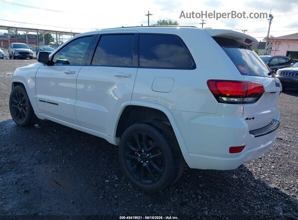 1C4RJFAG6JC258820 2018 JEEP GRAND CHEROKEE Белый Задняя левая четверть