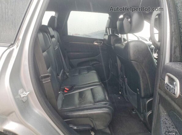 1C4RJFAG7HC863116 2017 JEEP GRAND Silver Vista interior trasera