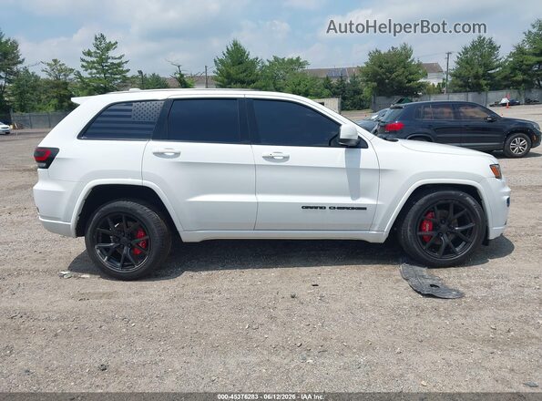 1C4RJFAG7HC926974 2017 JEEP GRAND CHEROKEE White 360 interior view